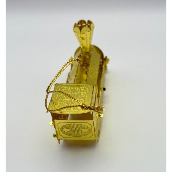 Vintage Train Christmas Ornament Gold Tone Locomotive Filagree Railfan - Picture 5 of 8